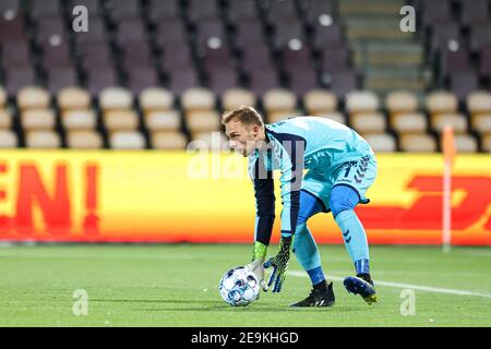 Farum, Danimarca. 4 Feb 2021. Marvin Schwabe (1) di Broendby SE visto durante la 3F Superliga partita tra FC Nordsjaelland e Broendby SE in diritto a Dream Park a Farum. (Photo Credit: Gonzales Photo/Alamy Live News Foto Stock