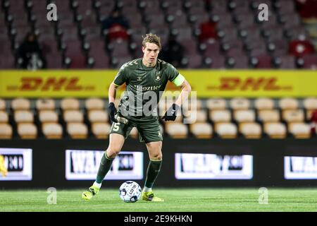 Farum, Danimarca. 4 Feb 2021. Andreas Maxsoe (5) di Broendby SE visto durante la partita 3F Superliga tra FC Nordsjaelland e Broendby SE in diritto a Dream Park a Farum. (Photo Credit: Gonzales Photo/Alamy Live News Foto Stock