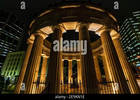 Piazza ANZAC di fronte alla stazione ferroviaria centrale di Brisbane nel centro di Brisbane, Australia, 2021 Foto Stock