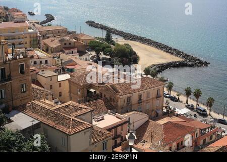 Pizzo è una delle città più belle della Calabria che si affaccia sul Golfo di Santa Eufemia, Calabria, Italia Foto Stock