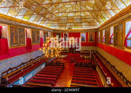 COIMBRA, PORTOGALLO, 21 MAGGIO 2019: Sala grande dos actos all'università di Coimbra in Portogallo Foto Stock