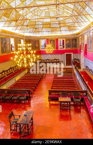 COIMBRA, PORTOGALLO, 21 MAGGIO 2019: Sala grande dos actos all'università di Coimbra in Portogallo Foto Stock
