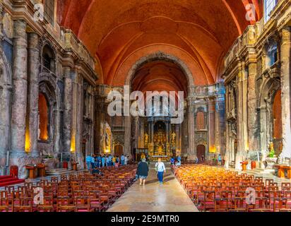 LISBONA, PORTOGALLO, 1 GIUGNO 2019: Interno della chiesa di san domenico a Lisbona, Portogallo Foto Stock