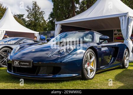 Porsche Carrera GT in mostra al Concours d’Elegance tenuto A Blenheim Palace il 26 settembre 2020 Foto Stock