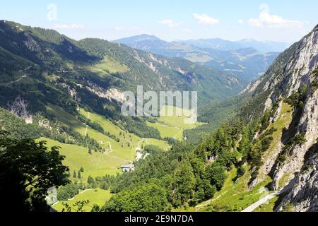 Riserva naturale Kaiserbachtal a Wilder Kaiser, Tirolo, Austria Foto Stock