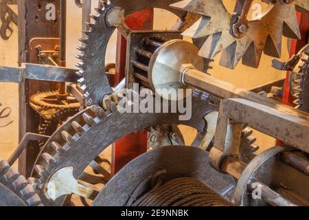 Il toothwheel - dettaglio del meccanismo ad orologeria Foto Stock