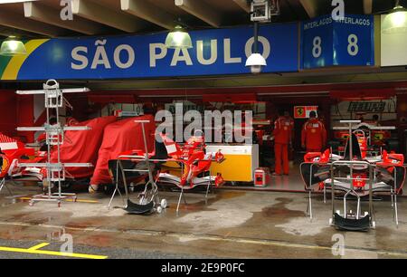 Atmosfera prima del Gran Premio brasiliano di Formula 1, a Sao Paulo, Brasile, il 19 ottobre 2006. Foto di Christophe Guibbaud/Cameleon/ABACAPRESS.COM Foto Stock