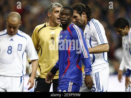 Louis Saha in Francia durante la partita internazionale amichevole, Francia contro Grecia allo Stade de France, a Parigi, Francia il 15 novembre 2006. La Francia ha vinto 1-0. Foto di Christian Liegi/ABACAPRESS.COM Foto Stock