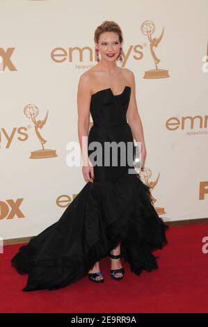 Anna Torv al Primetime Emmy Awards 2011 al Nokia Theatre L.A. Vivi nel centro di Los Angeles Foto Stock