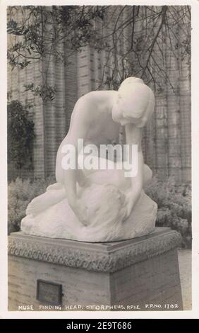 Muse Finding Head of Orpheus (Edward Berge) Panama-Pacific International Exposition 1915 cartolina 2. Foto Stock