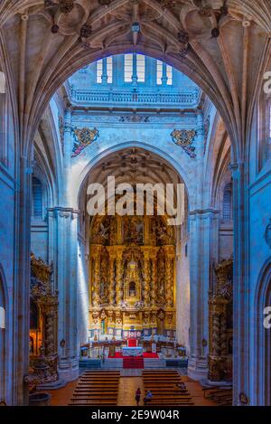 SALAMANCA, SPAGNA, 19 MAGGIO 2019: Interno del Convento di San Esteban a Salamanca, Spagna Foto Stock