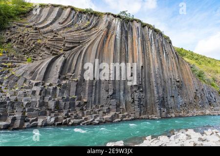 Il magnifico canyon di Studlagil nella valle di Jokuldalur in Islanda Foto Stock