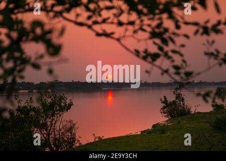 Tramonto sulla Batiaghata, Khulna, Bangladesh. Foto Stock