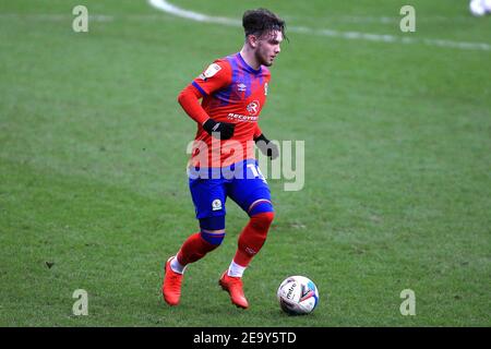 Londra, Regno Unito. 06 febbraio 2021. Harvey Elliott di Blackburn Rovers in azione durante il gioco. EFL Skybet Championship, Queens Park Rangers contro Blackburn Rovers al Kiyan Prince Foundation Stadium di Loftus Road a Londra sabato 6 febbraio 2021. Questa immagine può essere utilizzata solo per scopi editoriali. Solo per uso editoriale, è richiesta una licenza per uso commerciale. Nessun utilizzo nelle scommesse, nei giochi o nelle pubblicazioni di un singolo club/campionato/giocatore. pic by Steffan Bowen/Andrew Orchard sports photography/Alamy Live news Credit: Andrew Orchard sports photography/Alamy Live News Foto Stock