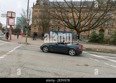 Kiezpirat, Schauspieler, Kalle Haverland, Führungsfahrzeug, Autocorso Freiheitsfahrer, Querdenker, Coronaleugner, gegen Coronamaßnahmen, Maskenverweig Foto Stock