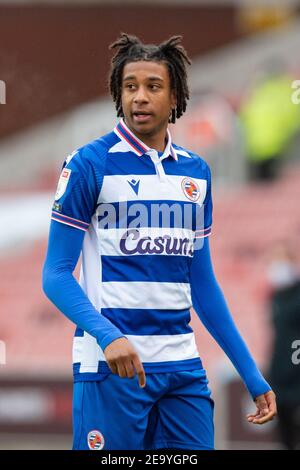 Stoke on Trent, Regno Unito. 06 febbraio 2021. Michael Olise 7 of Reading durante il gioco a Stoke-on-Trent, Regno Unito, il 2/6/2021. (Foto di Richard Long/News Images/Sipa USA) Credit: Sipa USA/Alamy Live News Foto Stock