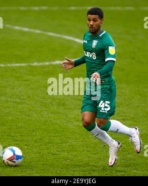 LONDRA, Regno Unito, FEBBRAIO 06: Elias Kachunga di Sheffield mercoledì durante il campionato Sky Bet tra Millwall e Sheffield mercoledì al Den Stadium di Londra il 06 febbraio 2021 Credit: Action Foto Sport/Alamy Live News Foto Stock