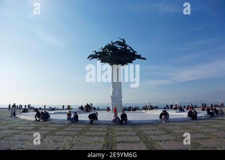 Republic Tree Monument, Gundogdu Meydani Aniti, Izmir, Turchia Foto Stock