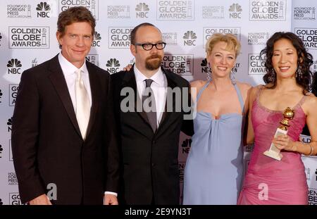 Vincitore del premio Best Motion Picture - Musical o Comedy per i membri del cast Thomas Haden Church e Paul Giamatti, Virginia Madsen, e Sandra Oh nella sala stampa al 62° premio annuale Golden Globe a Los Angeles, CA, USA, il 16 gennaio 2005. Foto di Hahn-Khayat/ABACA Foto Stock