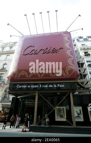 Nuova facciata della boutique Cartier situata in Rue de la Paix a Parigi, Francia, il 4 febbraio 2005. Foto di Laurent Zabulon/ABACA. Foto Stock
