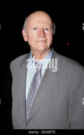 Il presidente del Festival del Cinema di Cannes, Gilles Jacob, partecipa alla dodicesima cerimonia del Franais dei Trophees du Film al ristorante Man Ray di Parigi, in Francia, il 7 febbraio 2005. Foto di Giancarlo Gorassini/ABACA. Foto Stock