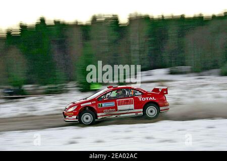 Il pilota finlandese Marcus Gronholm, Peugeot 307 WRC durante il Rally svedese, in Svezia, il 11 febbraio 2005. Foto di Jean-Marc Pastor/Cameleon/ABACA. Foto Stock