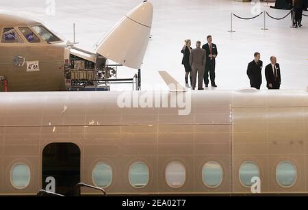 Sala di assemblaggio Dassault Falcon 7X presso lo stabilimento Dassault Aviation di Merignac, nella Francia sud-occidentale, il 15 febbraio 2005. Foto di Patrick Bernard/ABACA. Foto Stock