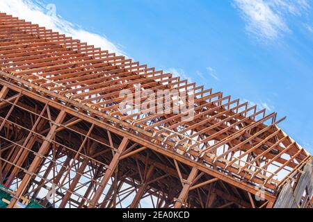 Decostruzione e recupero di una vecchia rete di pesca loft Sul lungomare di Steveston nella British Columbia Canada Foto Stock