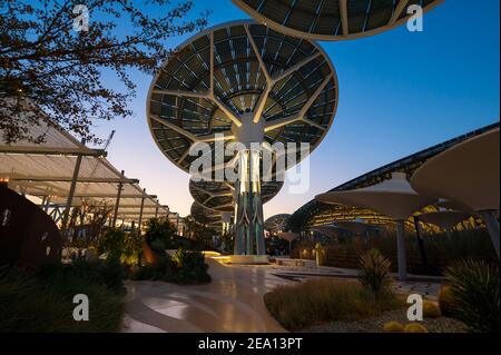 Dubai, Emirati Arabi Uniti - 4 febbraio 2020: Padiglione Terra Sustainability all'EXPO 2020 costruito per EXPO 2020, che si terrà nel 2021 nel Foto Stock