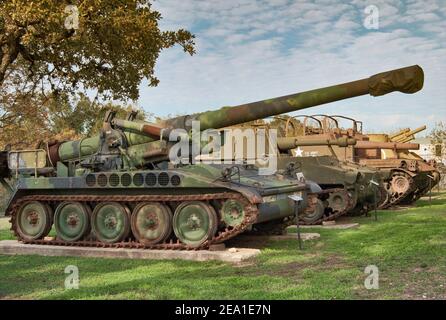 M110 Obice semovente, parco di artiglieria al Texas forze militari Museum a Camp Mabry di Austin, Texas, Stati Uniti d'America Foto Stock