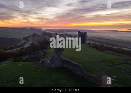 Veduta aerea del castello di Hadleigh all'alba in Benfleet Essex, lato del paese del Regno Unito Foto Stock