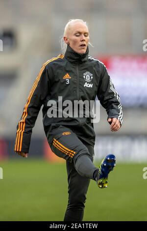 Leigh Sports Village, Lancashire, Regno Unito. 7 Feb 2021. Women's English Super League, Manchester United Women versus Reading Women; Maria Thorisdottir di Manchester United Women durante il warm up Credit: Action Plus Sports/Alamy Live News Foto Stock