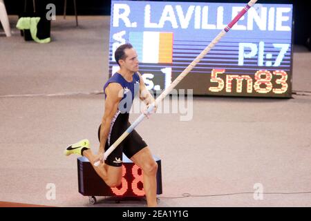 Renaud Lavillenie della Francia durante il Perche Elite Tour Rouen 2021, evento Pole Vault il 6 febbraio 2021 a Kindarena a Roue / LM Foto Stock