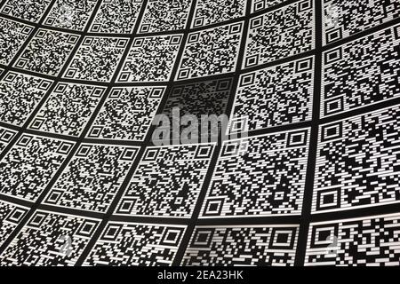 Abstract il codice QR sfondo (abbreviato dalla risposta rapida codice) Foto Stock