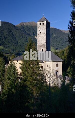 Castel Monguelfo, anche Castel Welsperg, Val Puster, Monguelfo-Tesido o Welsberg-Taisten, Alto Adige, Italia Foto Stock