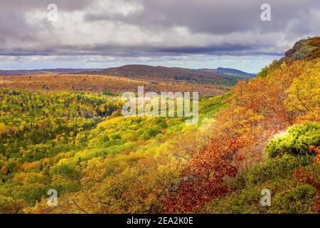 Scenic Brockway Mountain Drive in autunno, Copper Harbour, Upper Peninsula, Michigan Foto Stock