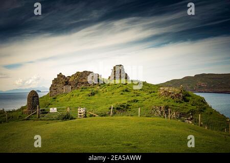 Rovine del castello di Duntulm Foto Stock