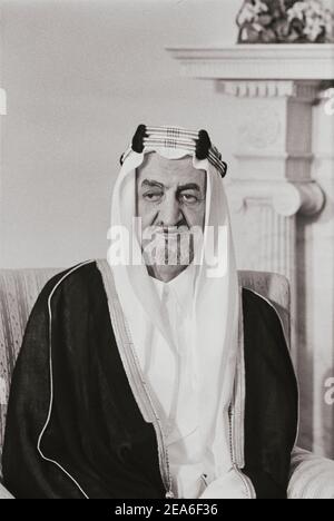 Foto d'epoca di Re Faisal dell'Arabia Saudita durante il suo incontro ufficiale con il Presidente Nixon. STATI UNITI. 21 maggio 1971 Foto Stock