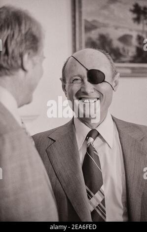 Moshe Dayan con il presidente carter. 19 settembre 1977 Foto Stock