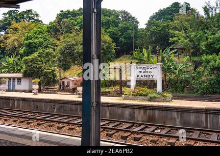 Stazione ferroviaria di Kandy, Sri Lanka Foto Stock