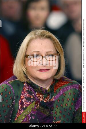 © Jean-Jacques Datchary/ABACA. 54808-14. Parigi-Francia, 14 gennaio 2004. Josiane Balasko al talk show di Michel Drucker Vivement Dimanche. Foto Stock