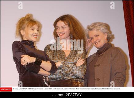 © Serge Arnal/ABACA. 55649-2. Luchon-France, 4 fevrier 2004. Arielle Dombasle, Marine Delterme et Marie-Christine Barrault Lors du Festival du Film de Television de Luchon. Foto Stock