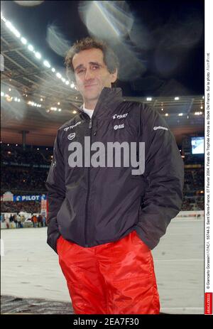 © Giancarlo Gorassini/ABACA. 55744-3. Saint Denis-France, 07 Fevrier 2004. Finale du Trophe Andros au Stade De France. Sulla foto: Alain Prost. Foto Stock