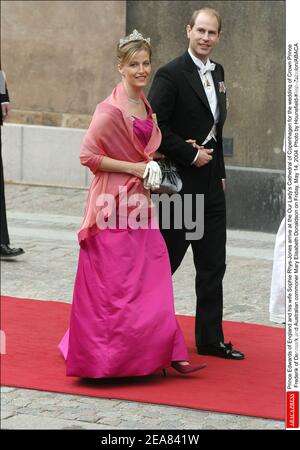 Il Principe Edwards d'Inghilterra e sua moglie Sophie Rhys-Jones arrivano alla Cattedrale di nostra Signora di Copenhagen per il matrimonio del Principe ereditario Frederik di Danimarca e del comune australiano Mary Elisabeth Donaldson venerdì 14 maggio 2004. Foto di Hounsfield-Klein-Zabulon/ABACA Foto Stock