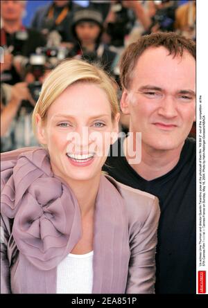 L'attrice statunitense Uma Thurman e il regista Quentin Tarantino si presentano alla fotocellula del loro film "Kill Bill 2" fuori concorso al 57esimo Festival del Cinema di Cannes a Cannes-Francia domenica 16 maggio 2004. Foto di Hahn-Nebinger-Gorassini/ABACA Foto Stock