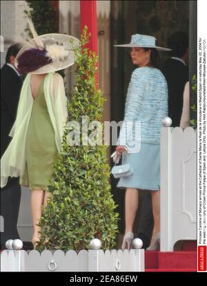 La Principessa Caroline di Monaco arriva alla Cattedrale di Santa Maria la Real de la Almudena di Madrid-Spagna sabato 22 maggio 2004 per la cerimonia di nozze del Principe ereditario Felipe di Spagna e Letizia Ortiz. Foto di Abd Rabbo-Hounsfield-Klein-Mousse-Zabulon/ABACA. Foto Stock