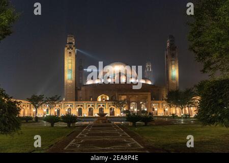 Grande Moschea Jamia, Bahria Town, Lahore, Punjab, Pakistan Foto Stock
