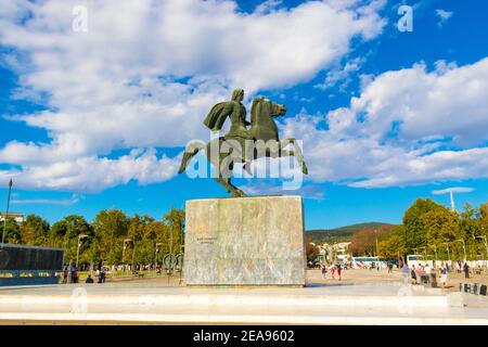 Alexander la Grande statua sul lungomare, YMCA Park, Thessaloniki centro città, Calcidica, Macedonia centrale, Grecia, 22 settembre 2017 Foto Stock