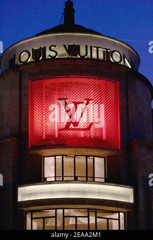 Louis Vuitton aprirà un nuovo indirizzo sugli Champs-Élysées