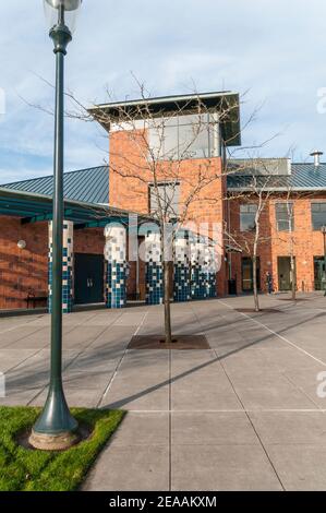 Scene intorno al Quad nel campus della WSU (Washington state University) a Vancouver, Washington. Foto Stock